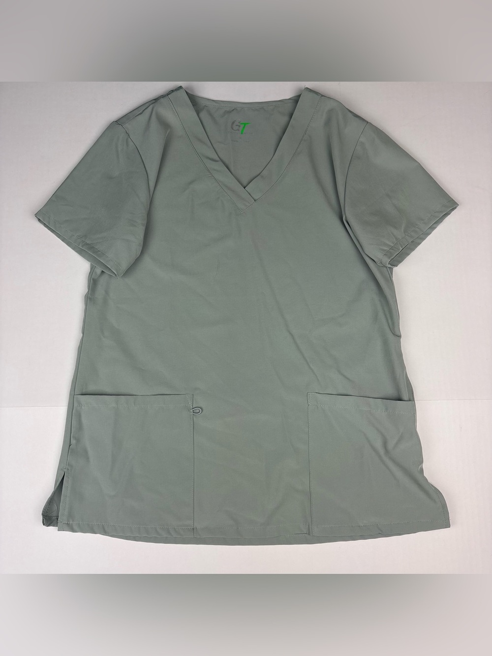 GT Performance Women Medium Scrub Top Sage Green Poly Blend Nursing Medical